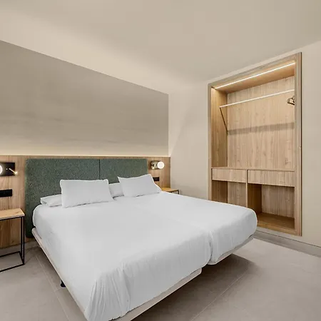 Lanzarote Marina Volcan *