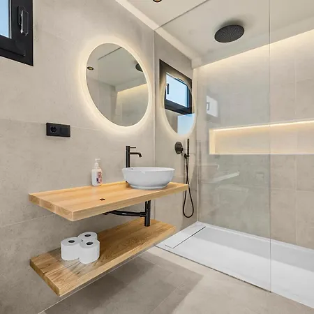 Lanzarote Marina Volcan Playa Blanca (Lanzarote)