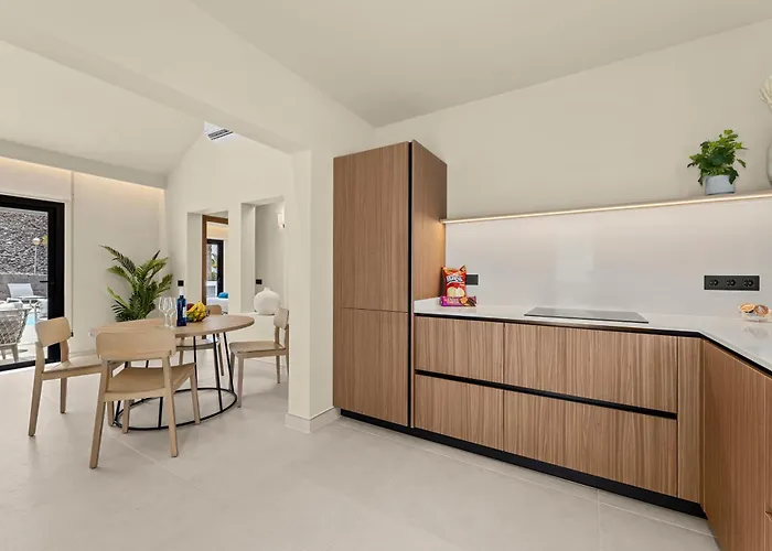 Lanzarote Marina Volcan فيلة *