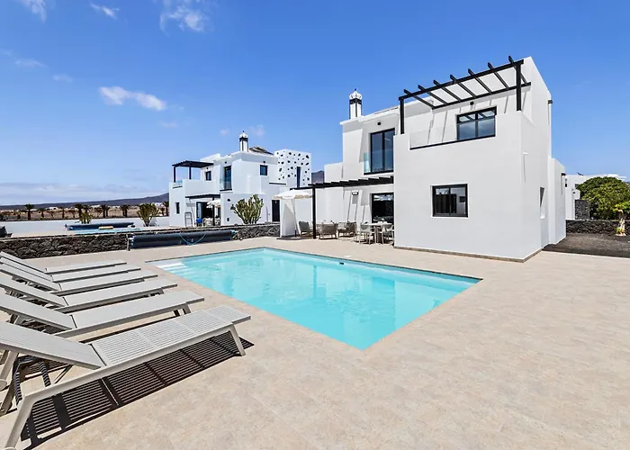 فيلة Lanzarote Marina Volcan