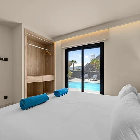 Lanzarote Marina Volcan Villa *